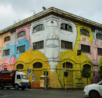 BLU muraali roomassa