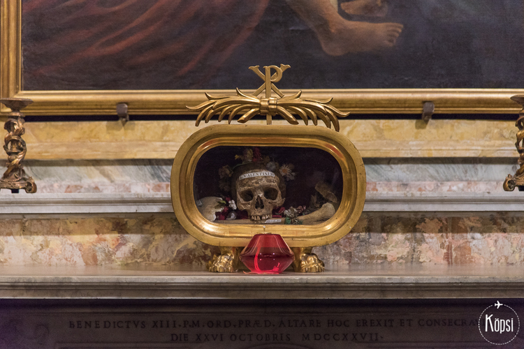 rooman nähtävyydet valentinuksen kallo