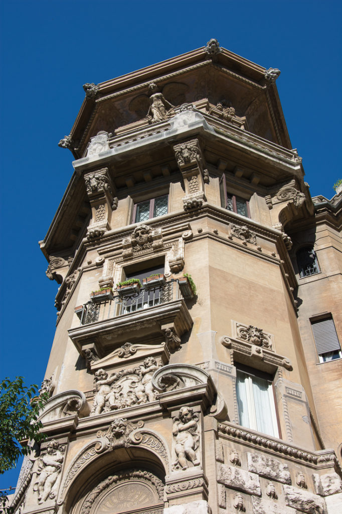 erikoiset nahtavyydet roomassa quartiere coppede