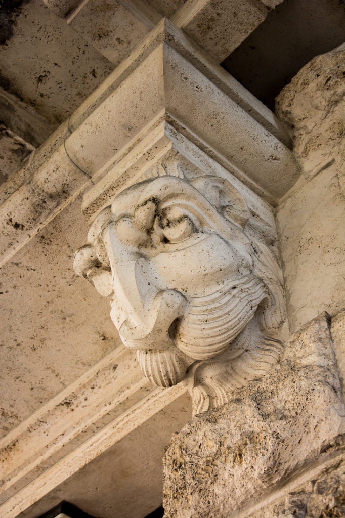 leijonaveistos roomassa quartiere coppede