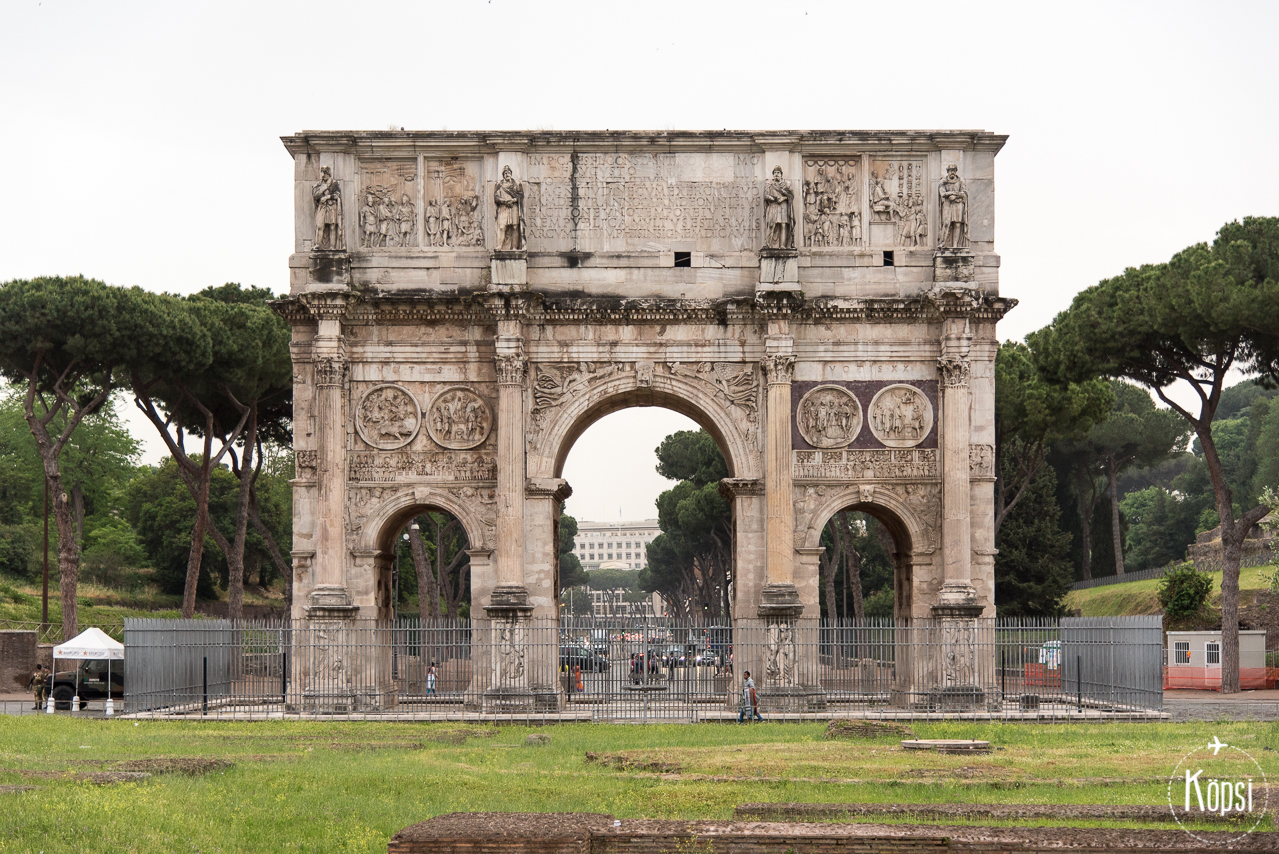 arco di constantino colosseum
