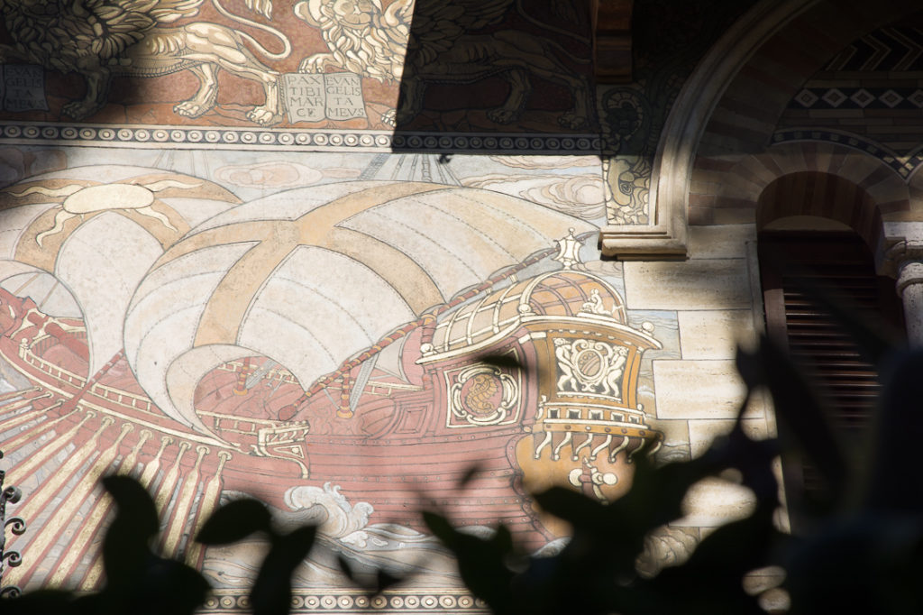 erikoiset nahtavyydet roomassa quartiere coppede