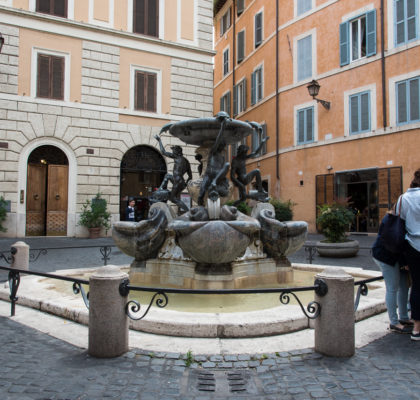 kilpikonnien suihkulahde roomassa