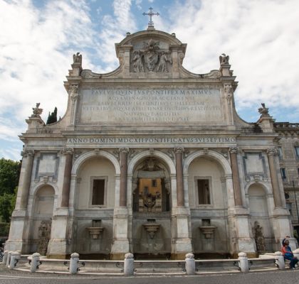 Acqua Paolan suihkulähde
