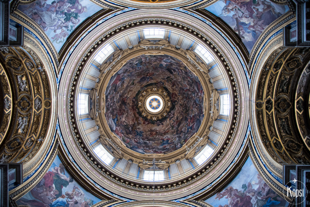 Sant’Agnese in Agone kirkon kupoli