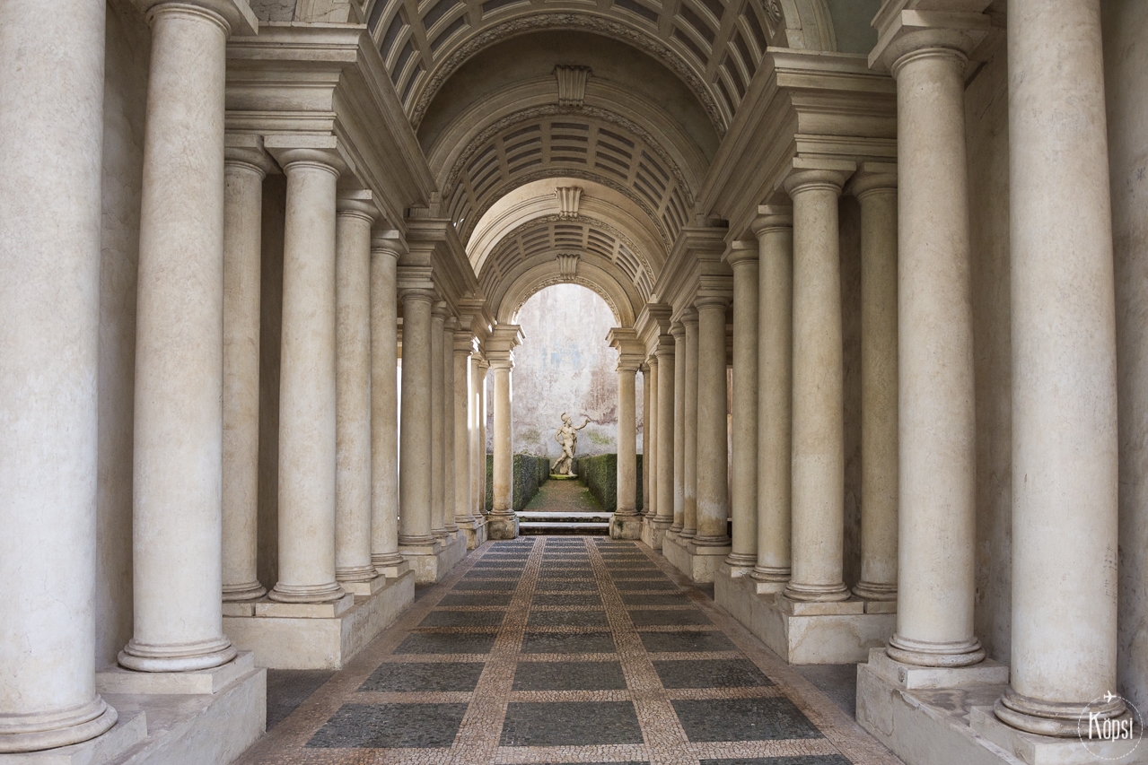 borrominin perspektiivi